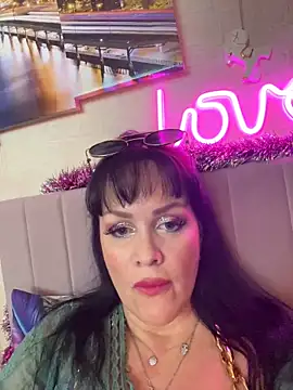 Lolaley2 online show from 02/09/26, 03:16