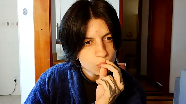 Snapshot of kyslrana chatting on 05/27/26, 04:26 kyslrana online show from 05/27/26, 04:26