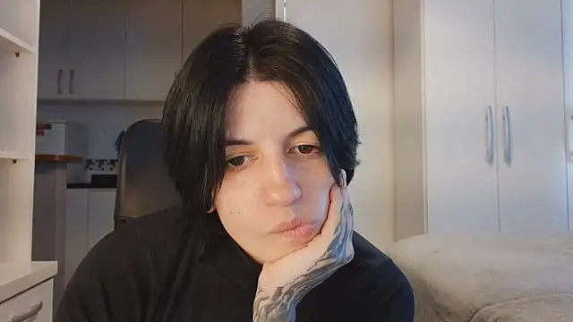 kyslrana online show from 06/16/26, 05:48