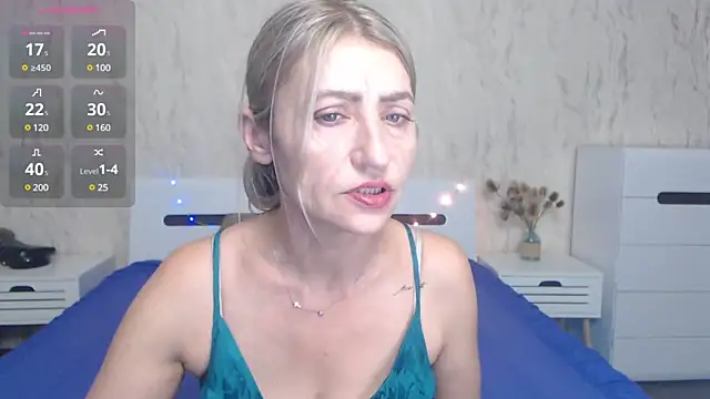 ZoeGrant online show from 01/13/25, 07:42