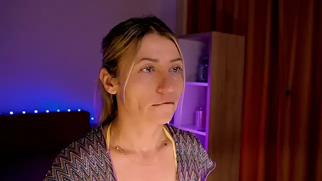 ZoeGrant online show from 04/08/26, 09:04