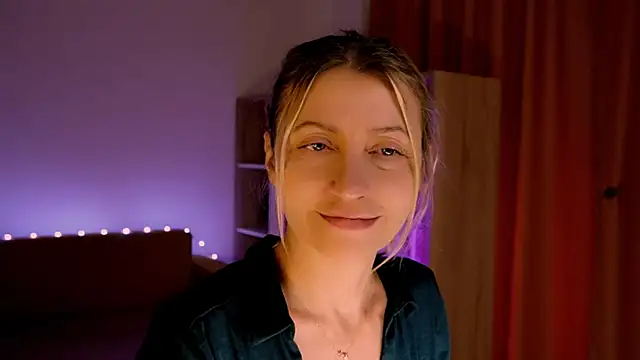 ZoeGrant online show from 04/28/26, 05:40