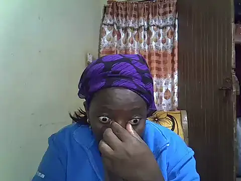 Ebonyceline online show from 10/31/25, 04:57