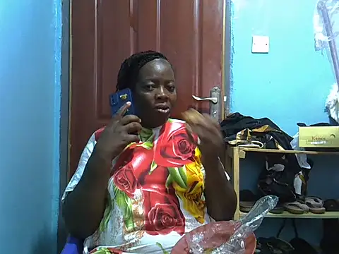 Snapshot of Ebonyceline chatting on 07/07/26, 06:47 Ebonyceline online show from 07/07/26, 06:47