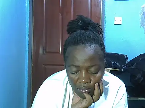 Snapshot of Ebonyceline chatting on 07/22/26, 06:22 Ebonyceline online show from 07/22/26, 06:22