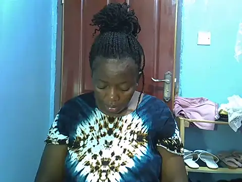 Snapshot of Ebonyceline chatting on 07/26/26, 05:37 Ebonyceline online show from 07/26/26, 05:37