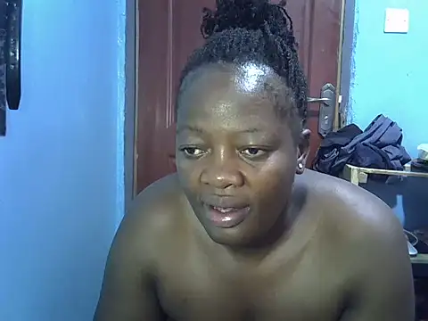 Snapshot of Ebonyceline chatting on 07/27/26, 04:41 Ebonyceline online show from 07/27/26, 04:41