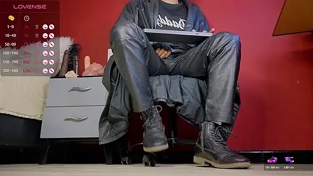 TomLover 12 online show from 11/06/25, 01:17