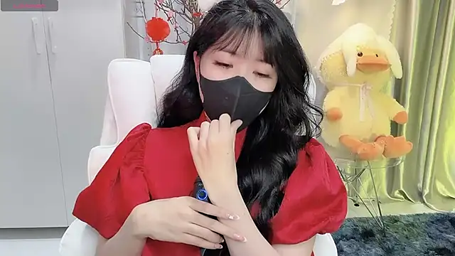 Snapshot of Mya_Lee chatting on 01/25/25, 04:35 Mya Lee online show from 01/25/25, 04:35