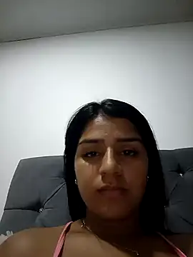 AnnRosse18 online show from 01/03/25, 06:57