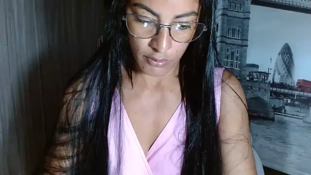 kateleyagrey online show from 12/25/24, 10:50