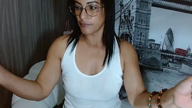 kateleyagrey online show from 01/05/25, 03:22