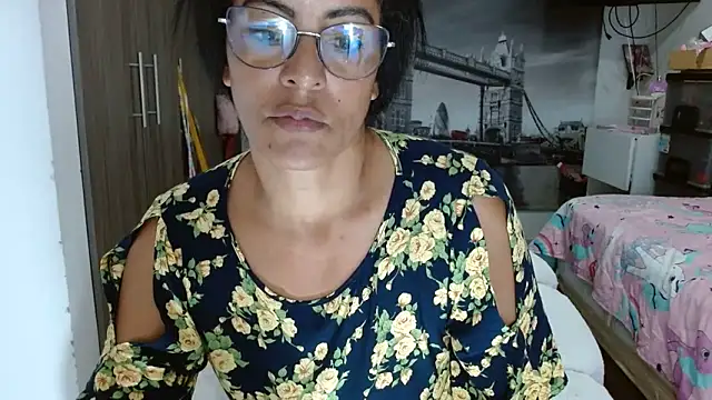 kateleyagrey online show from 01/11/25, 01:06