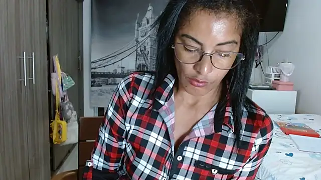 kateleyagrey online show from 01/29/25, 12:12