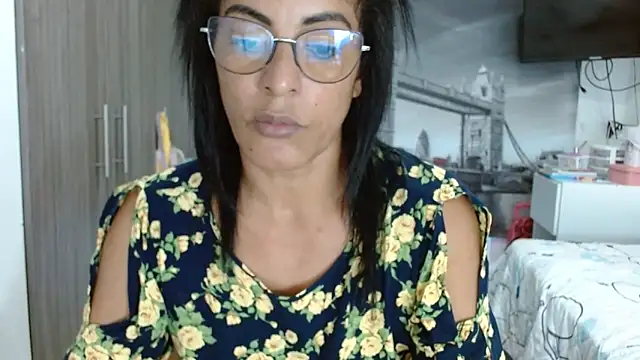 kateleyagrey online show from 02/08/25, 11:02