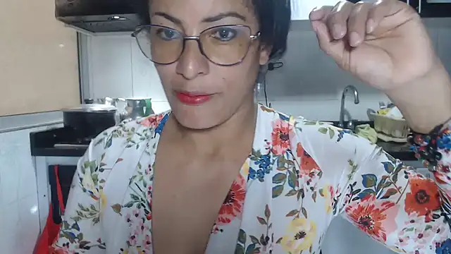 kateleyagrey online show from 10/09/25, 07:23