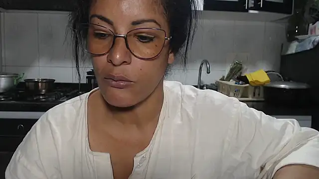 Snapshot of kateleyagrey chatting on 01/05/26, 06:33 kateleyagrey online show from 01/05/26, 06:33