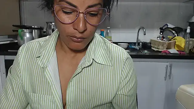 Snapshot of kateleyagrey chatting on 01/15/26, 07:39 kateleyagrey online show from 01/15/26, 07:39