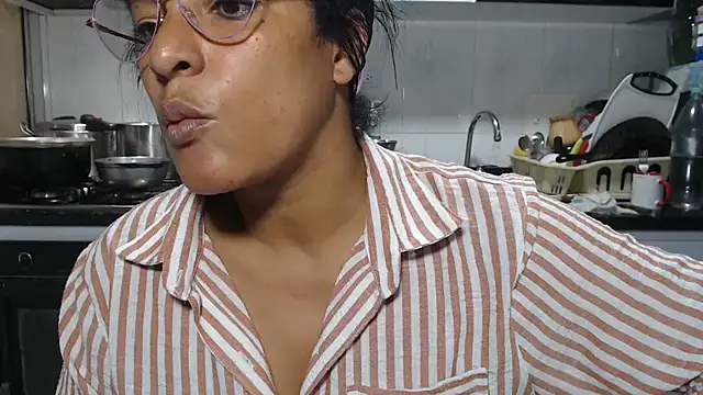 Snapshot of kateleyagrey chatting on 02/02/26, 09:13 kateleyagrey online show from 02/02/26, 09:13