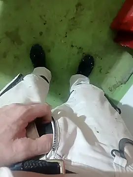 Snapshot of GeilerSchweizer chatting on 12/03/25, 03:10 GeilerSchweizer online show from 12/03/25, 03:10