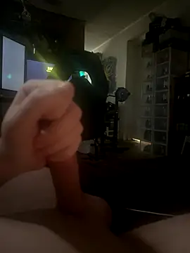 whitestroker online show from 11/20/25, 07:02