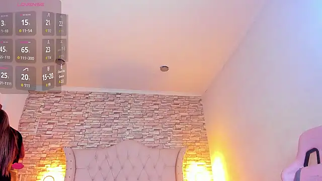 Lucia-sex online show from 12/06/24, 07:56