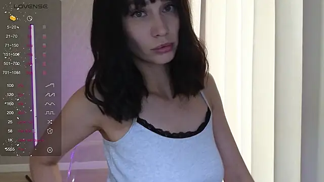 Alice Wonders online show from 10/16/25, 08:48