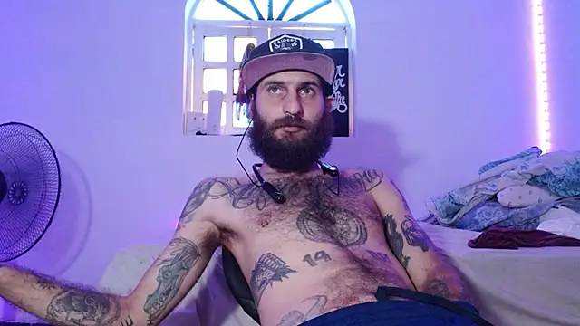 Tatted21xxx online show from 10/21/25, 01:12