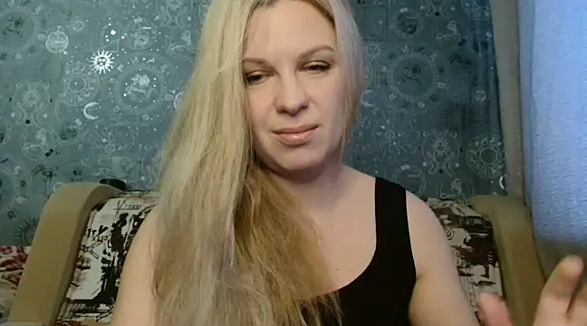 BlondeFox online show from 12/28/24, 03:58