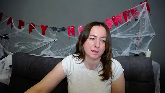 Abby Taylorr online show from 10/21/25, 12:17