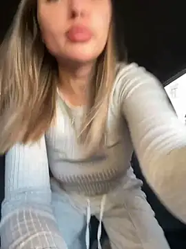 AngelinaMoore online show from 03/17/25, 12:25