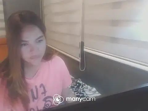 Snapshot of HARDFUCKING_MISTRESS chatting on 12/16/25, 10:37 HARDFUCKING MISTRESS online show from 12/16/25, 10:37