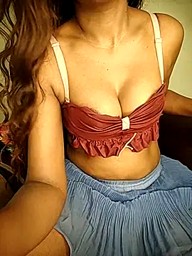 Snapshot of Indian-Squirt chatting on 03/18/25, 06:57 Indian-Squirt online show from 03/18/25, 06:57