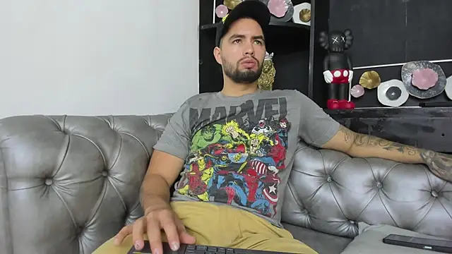 Snapshot of matteosantos chatting on 03/08/25, 11:48 matteosantos online show from 03/08/25, 11:48