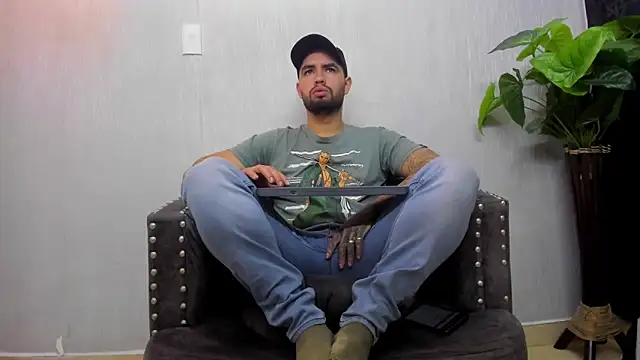 Snapshot of matteosantos chatting on 03/12/25, 11:53 matteosantos online show from 03/12/25, 11:53