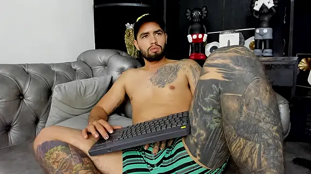 Snapshot of matteosantos chatting on 03/20/25, 03:14 matteosantos online show from 03/20/25, 03:14