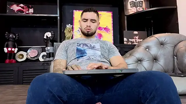 Snapshot of matteosantos chatting on 09/10/25, 11:43 matteosantos online show from 09/10/25, 11:43