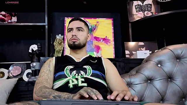 Snapshot of matteosantos chatting on 09/12/25, 11:21 matteosantos online show from 09/12/25, 11:21