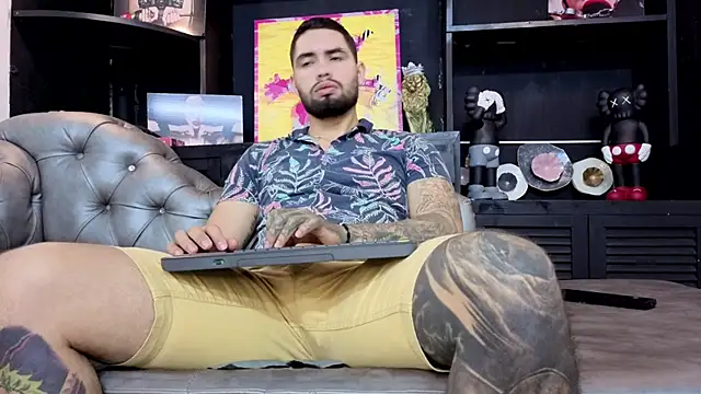 Snapshot of matteosantos chatting on 09/22/25, 12:29 matteosantos online show from 09/22/25, 12:29