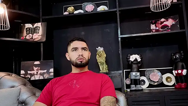 Snapshot of matteosantos chatting on 10/16/25, 11:33 matteosantos online show from 10/16/25, 11:33