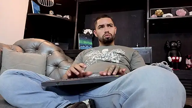 matteosantos online show from 04/22/26, 01:12