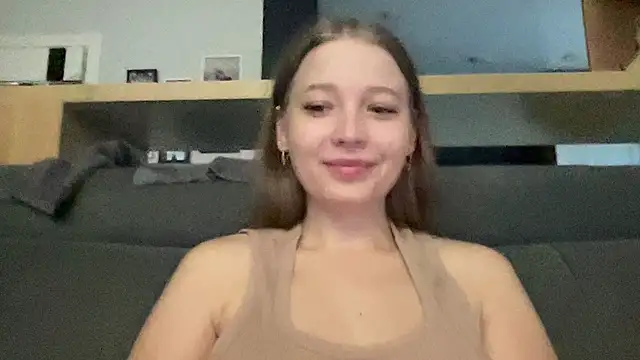 Snapshot of CharmingSarah chatting on 07/30/26, 04:06 CharmingSarah online show from 07/30/26, 04:06
