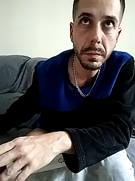 LoGaNfree88 online show from 02/18/25, 01:11