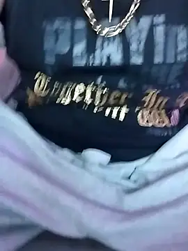 LoGaNfree88 online show from 04/24/26, 10:12