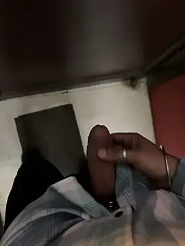 Snapshot of indianhardcore876 chatting on 02/13/25, 03:35 indianhardcore876 online show from 02/13/25, 03:35