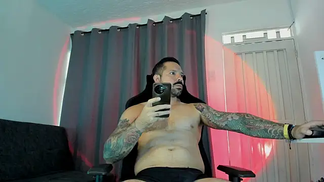 Pierre Vidal online show from 11/08/25, 03:01