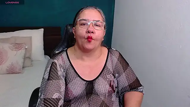 scaelettdubois online show from 01/10/26, 12:01