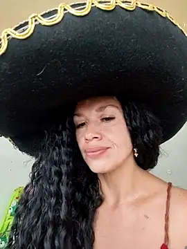 Snapshot of sexymarilyncolombia chatting on 02/21/25, 07:32 sexymarilyncolombia online show from 02/21/25, 07:32