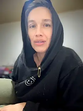 Snapshot of sexymarilyncolombia chatting on 05/17/26, 04:21 sexymarilyncolombia online show from 05/17/26, 04:21