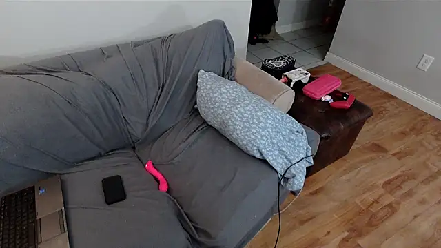 EmoDream1998 online show from 02/22/25, 01:44